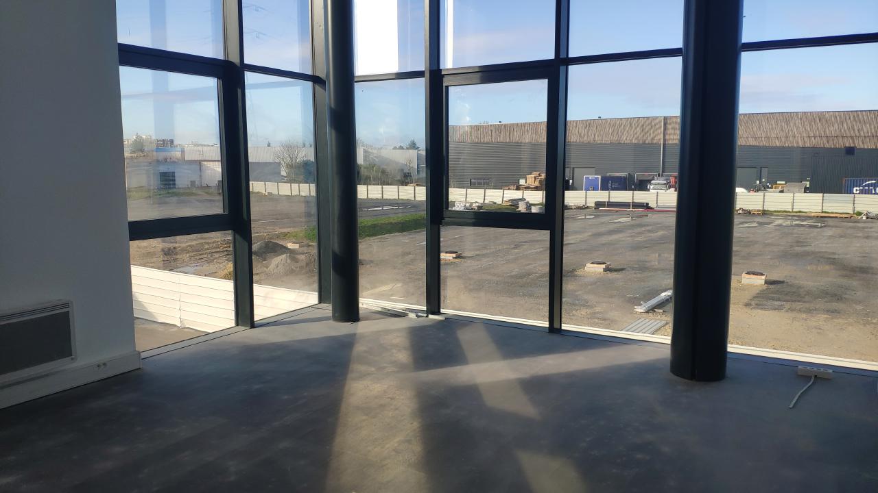 Local d'activité Chelles 5090m² Vente local d'activité Chelles Seine-et-Marne OVACT2207822 5